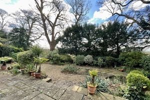 Photo 10- click for photo gallery